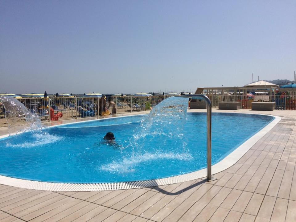 B&B Residence Sorriso Cattolica Kültér fotó